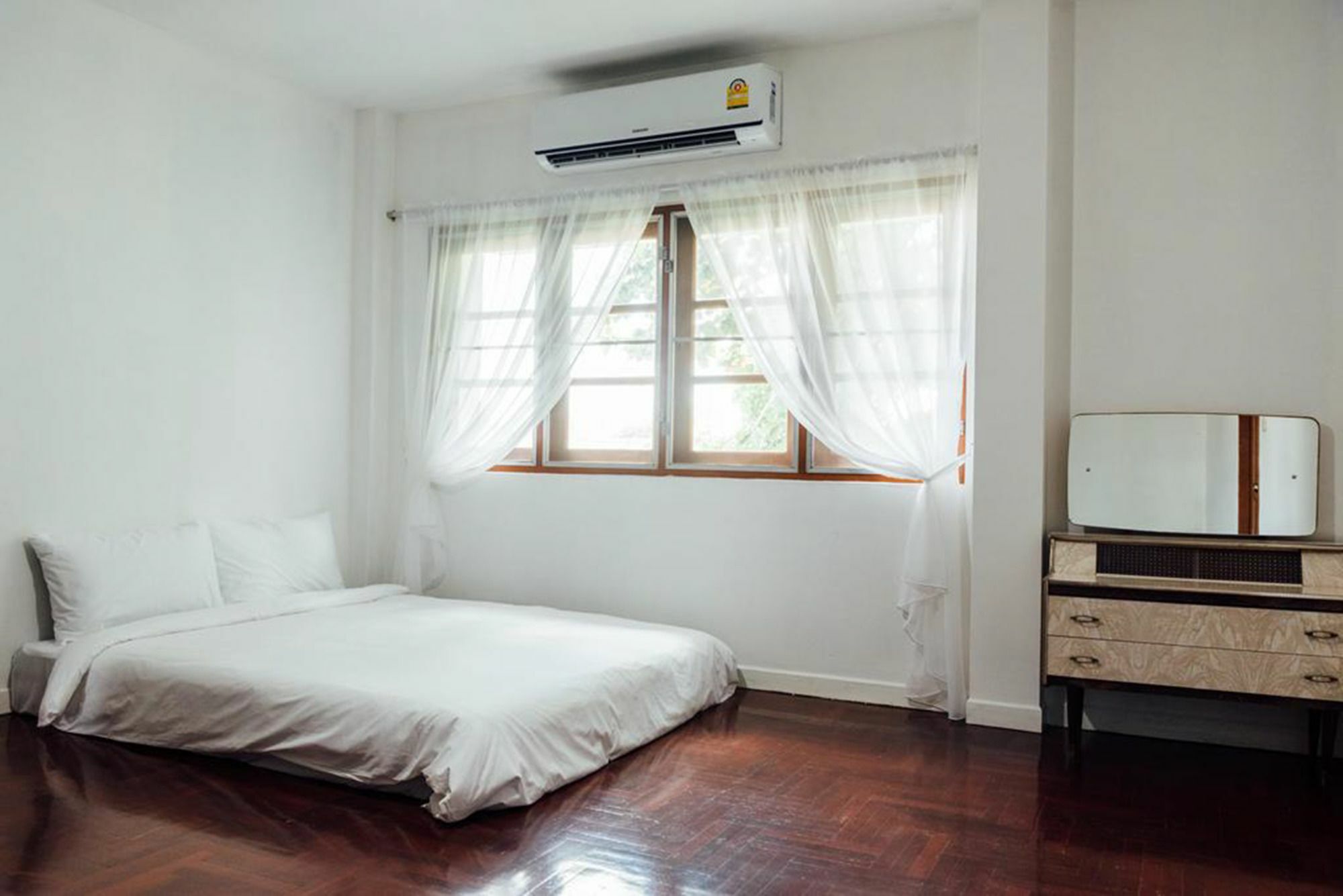 Hotel Doubletree House à Chiang Mai Extérieur photo