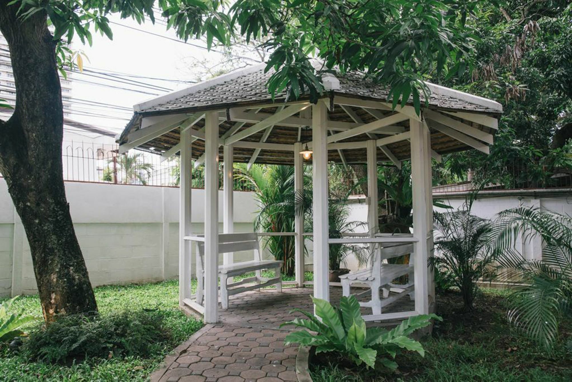 Hotel Doubletree House à Chiang Mai Extérieur photo